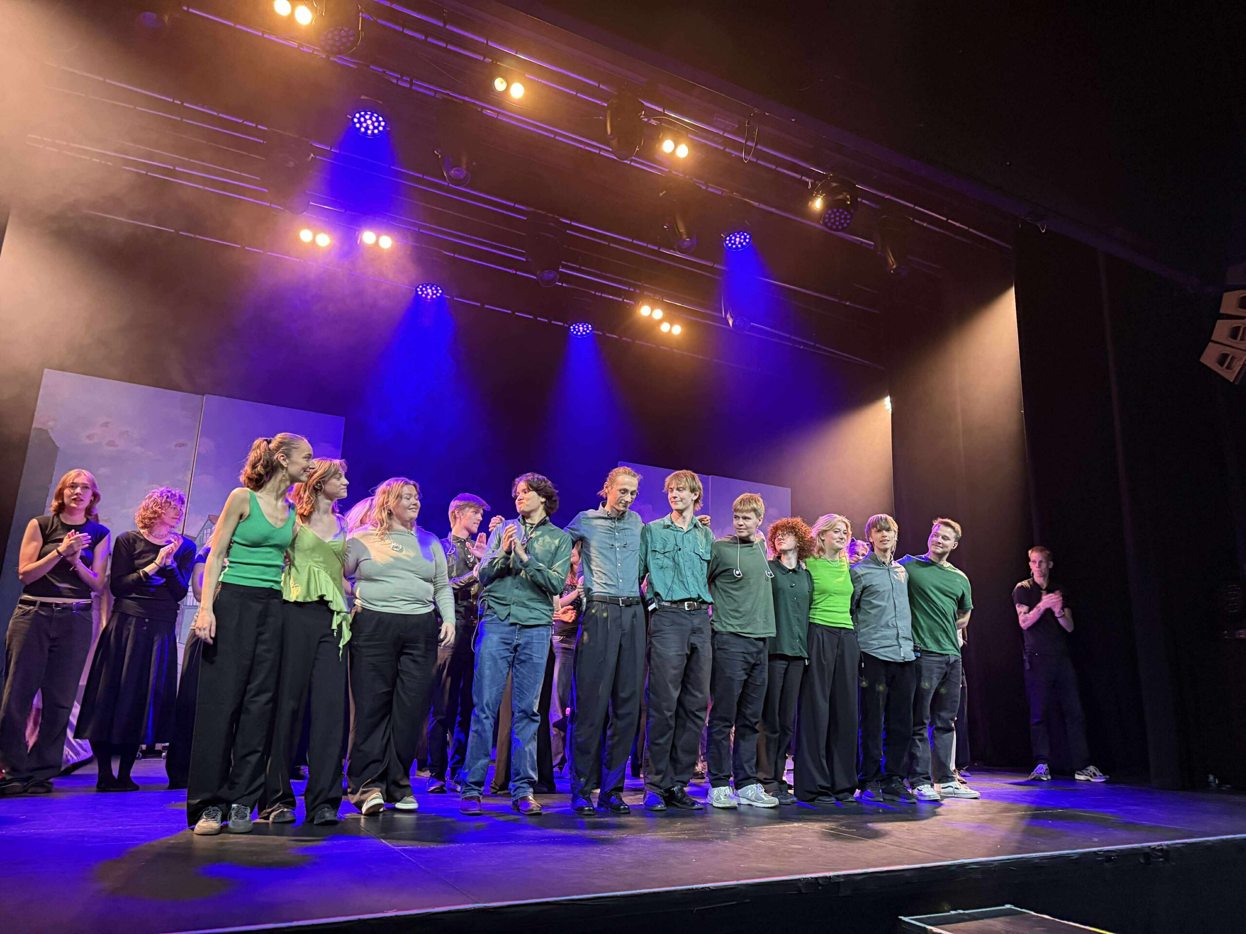 Kor og Band på scenen